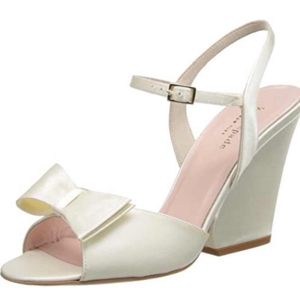 Kate Spade Ivory Satin Bow Wedges NWOT size 8